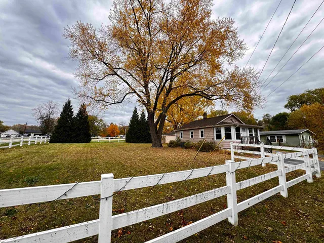 $79,900 | 2460 New Milford Church Road, Rockford, IL 61109