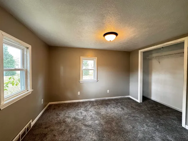 $79,900 | 2460 New Milford Church Road, Rockford, IL 61109