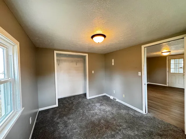 $79,900 | 2460 New Milford Church Road, Rockford, IL 61109