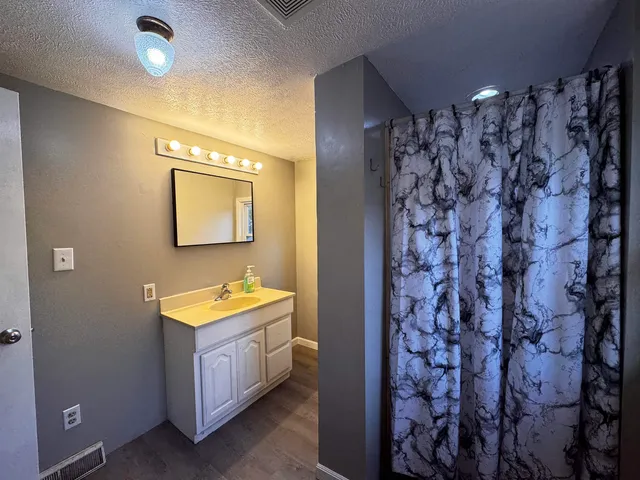 $79,900 | 2460 New Milford Church Road, Rockford, IL 61109