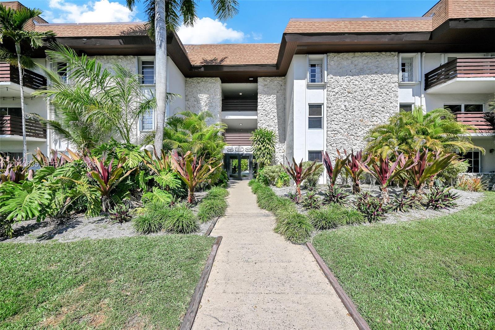 7483 Southwest 82nd Street, Unit A101 Miami, FL 33143 - Photo 4 of 50