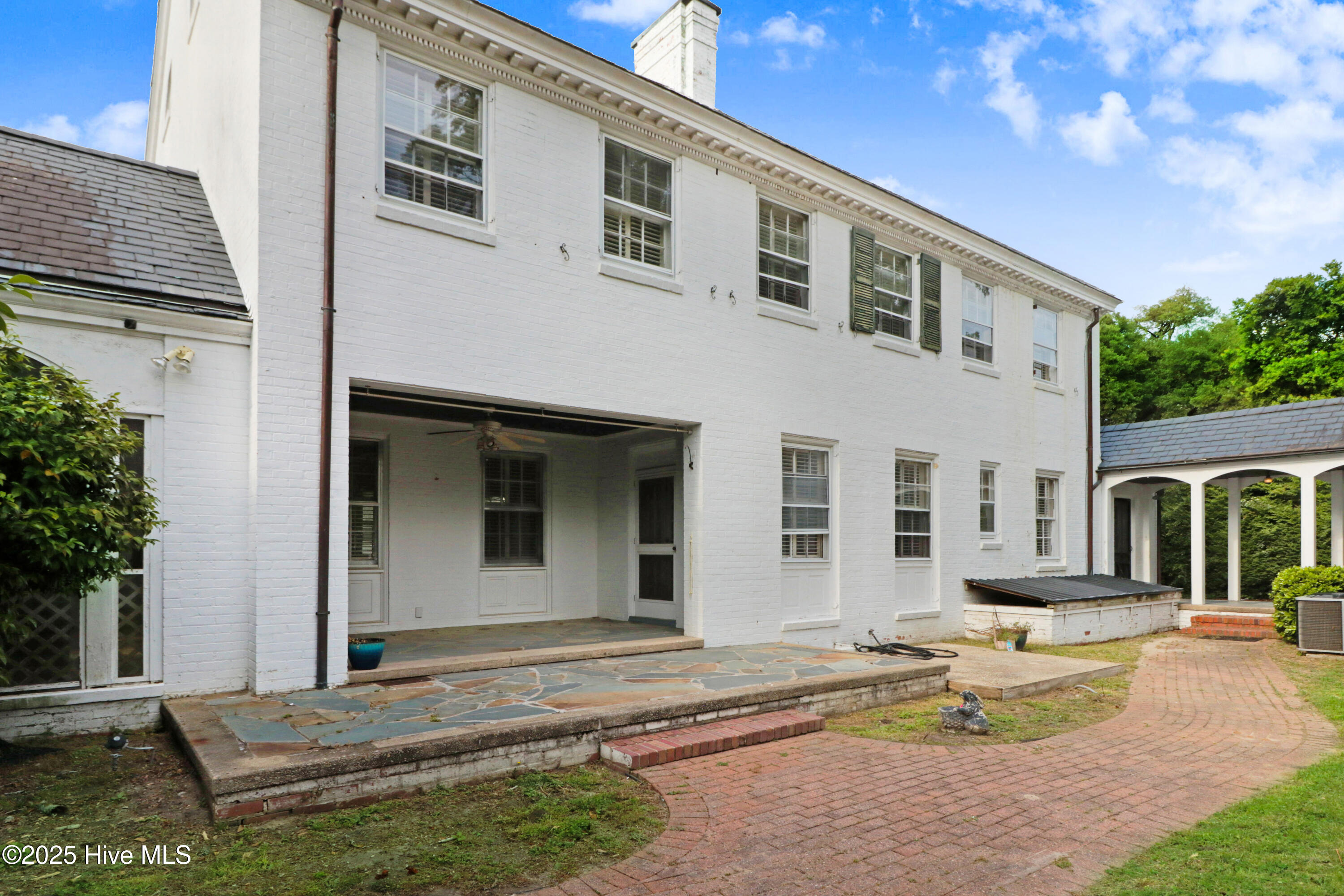 606 Rountree Street Kinston, NC 28501 - Photo 8 of 54 08-606 Rountree St-8