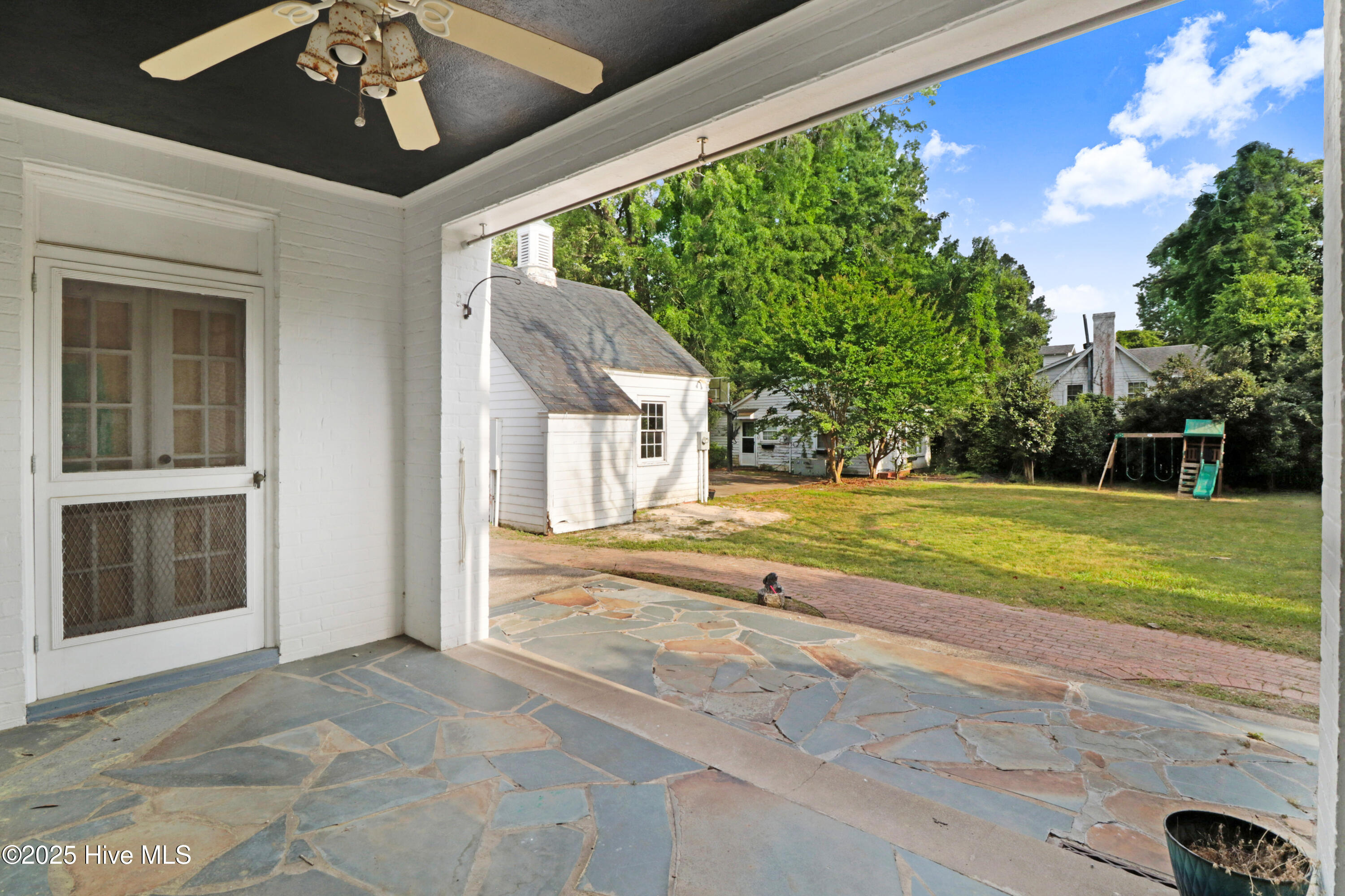 606 Rountree Street Kinston, NC 28501 - Photo 12 of 54 12-606 Rountree St-12