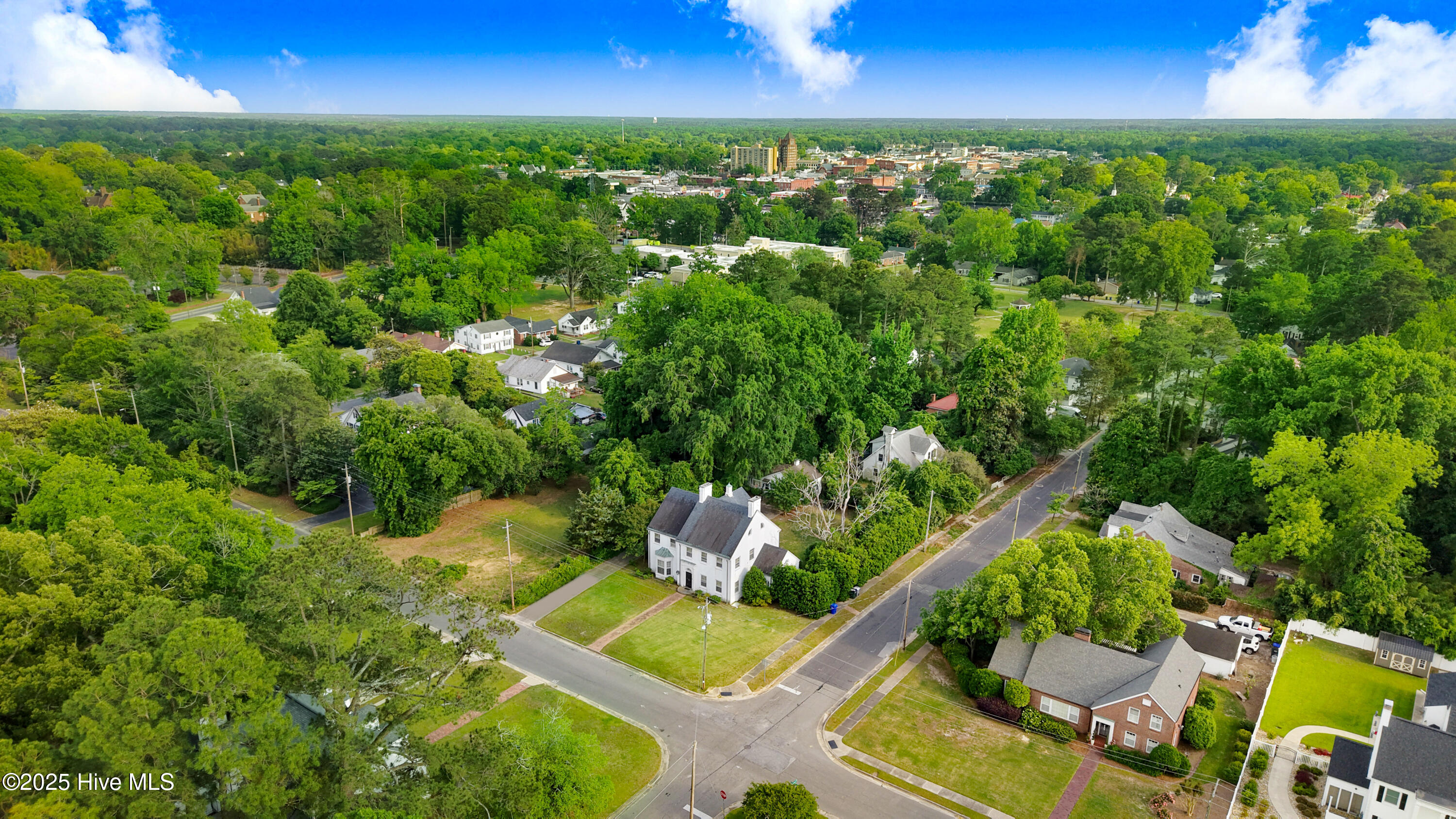 606 Rountree Street Kinston, NC 28501 - Photo 17 of 54 17-606 Rountree St-17