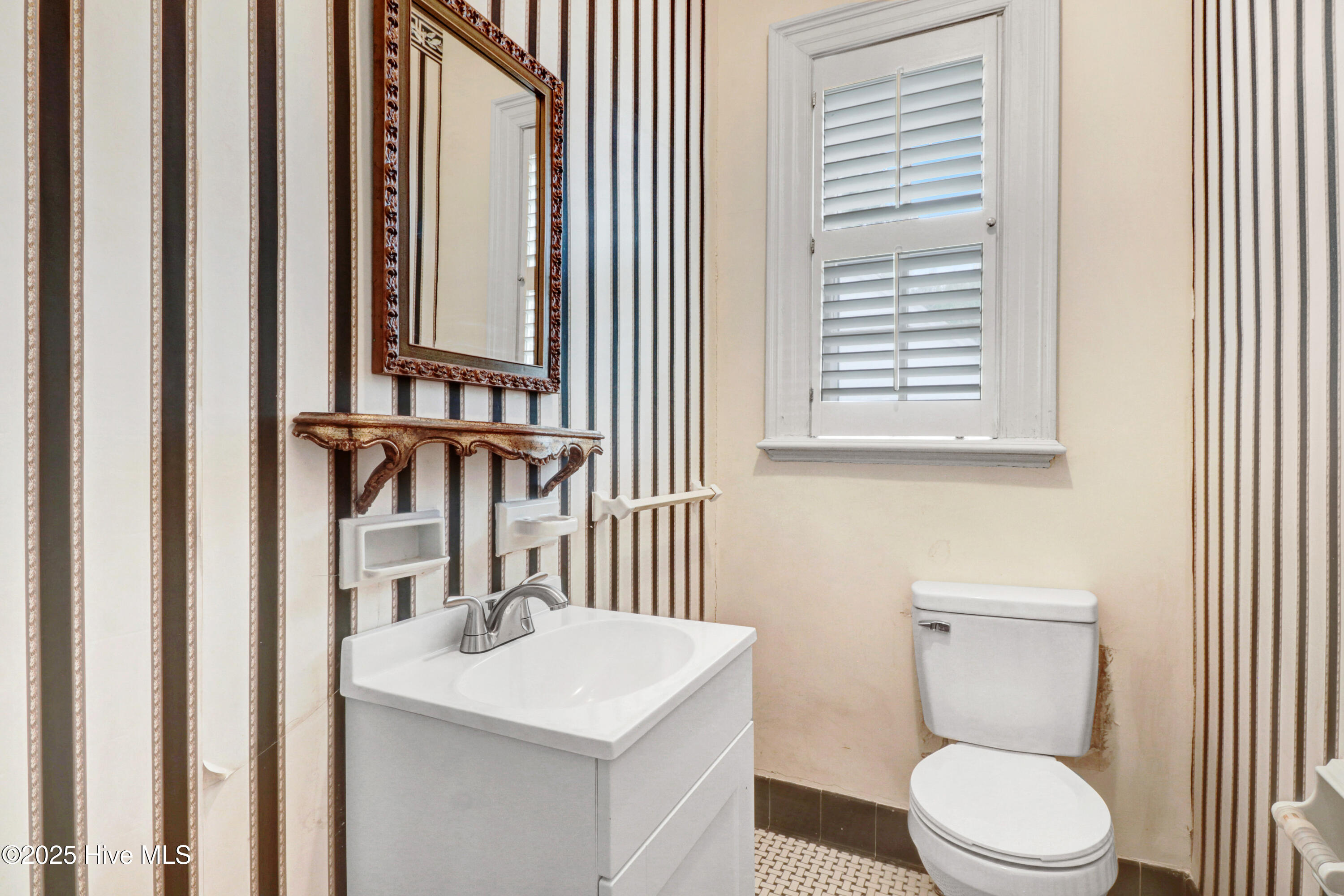 606 Rountree Street Kinston, NC 28501 - Photo 48 of 54 48-606 Rountree St-48