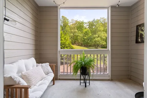 $324,900 | 6820 Highway 70 South, Unit 403, Nashville, TN 37221