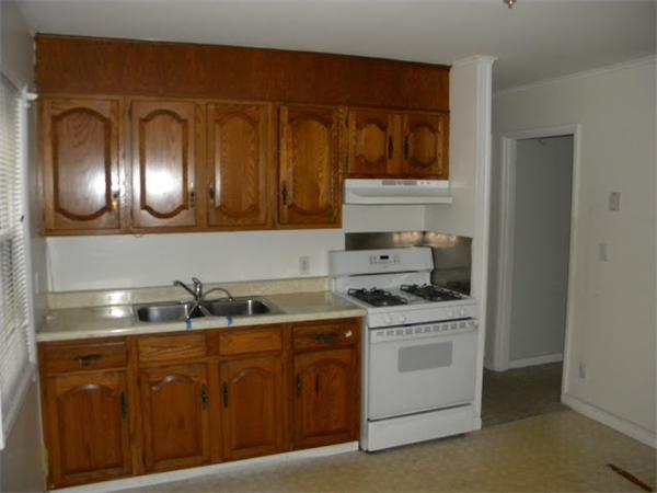 65 Faxon Road Stoughton, MA 02072 - Photo 2 of 6 Gallery Image 2