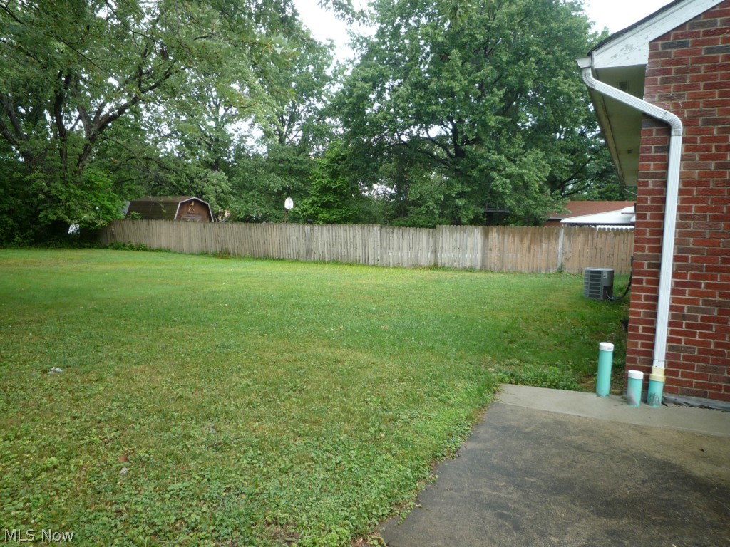 480 Harris Road Cleveland, OH 44143 - Photo 9 of 20 Gallery Image 9