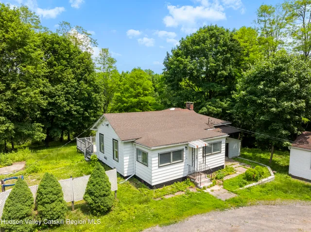 $235,000 | 1588 County Road 23B, Leeds, NY 12451