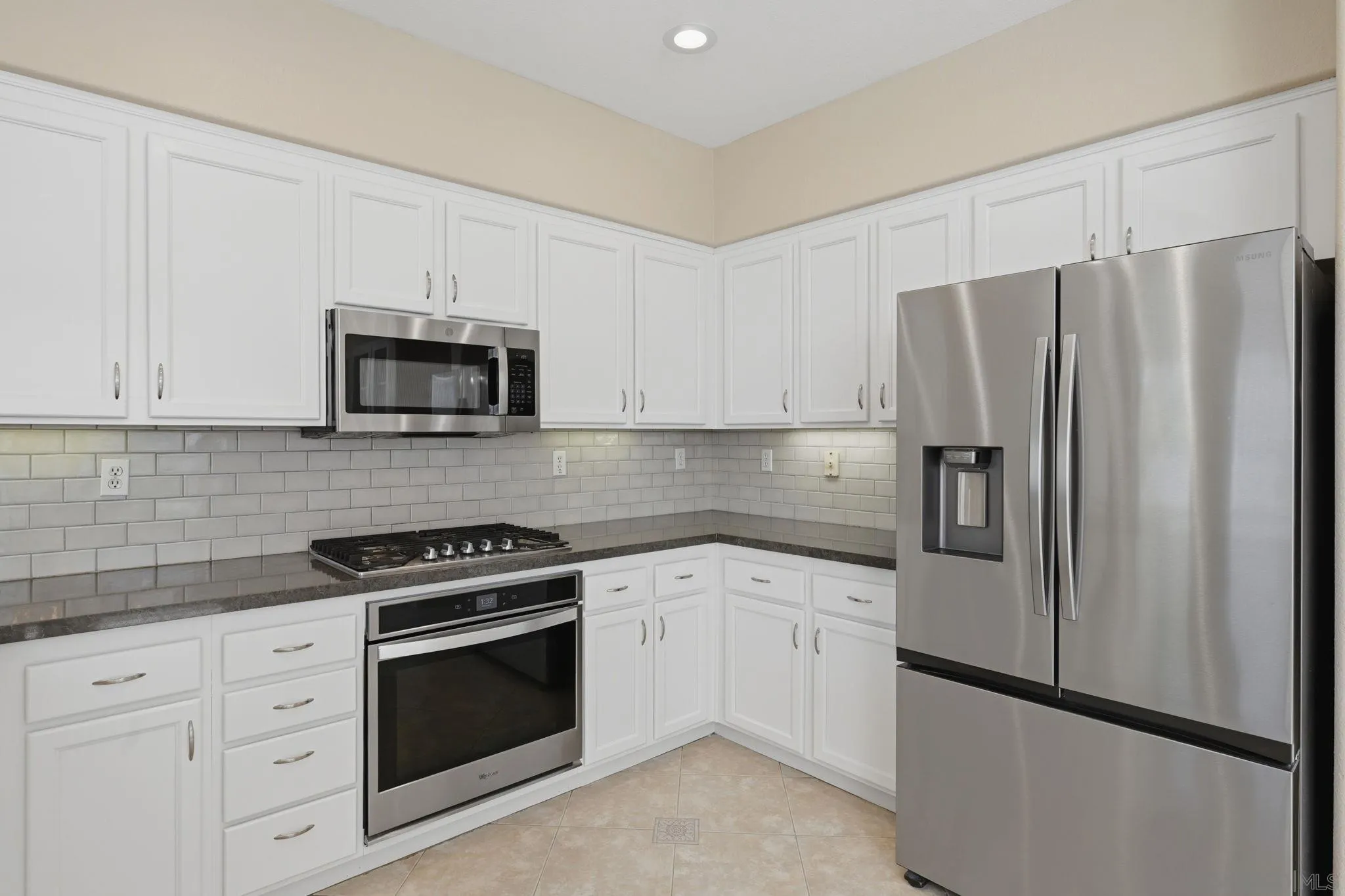 12256 Pepper Tree Lane Poway, CA 92064 - Photo 13 of 34 Gallery Image 13