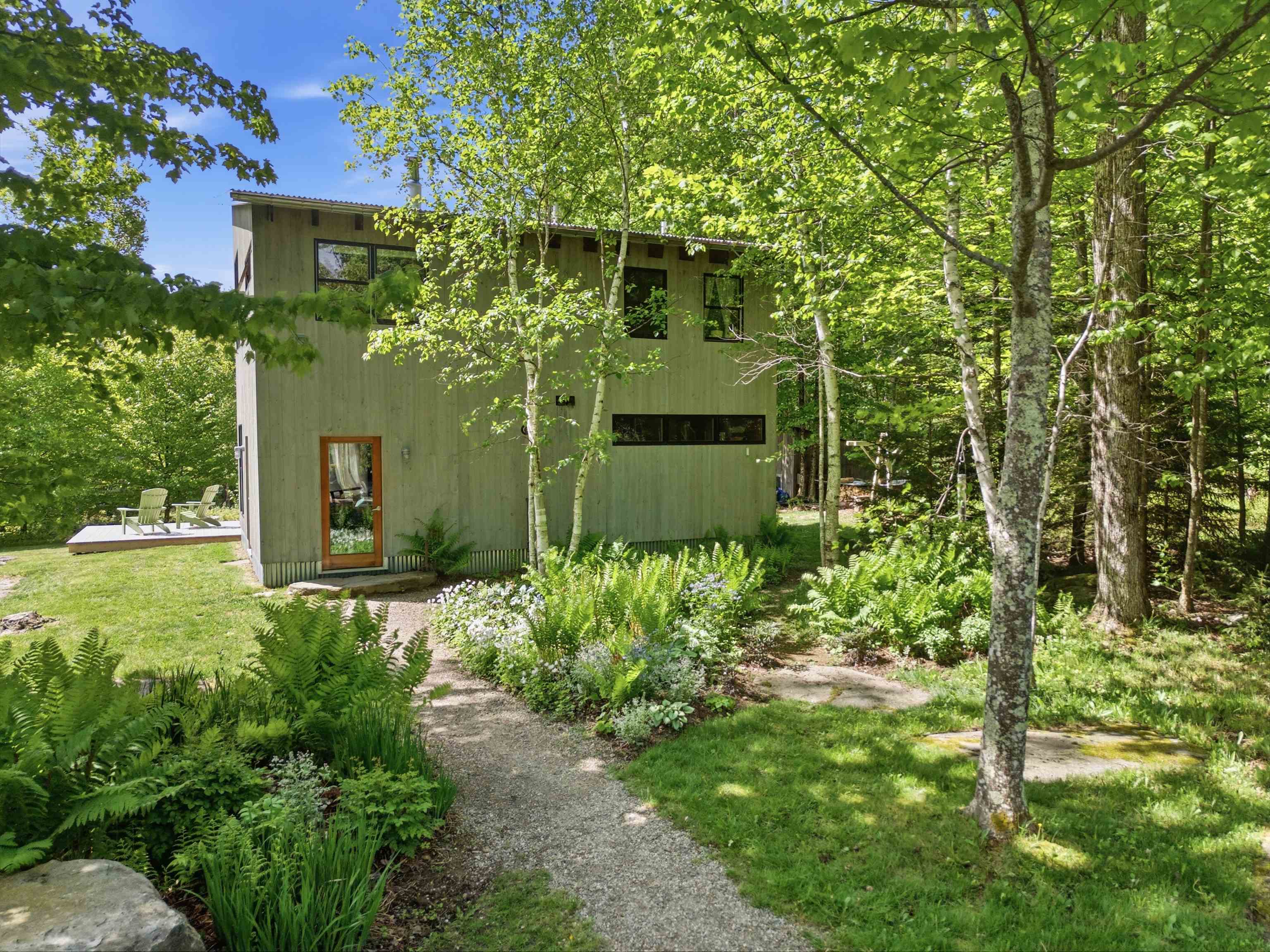 296 West Hill Road Lincoln, VT 05443 - Photo 4 of 37