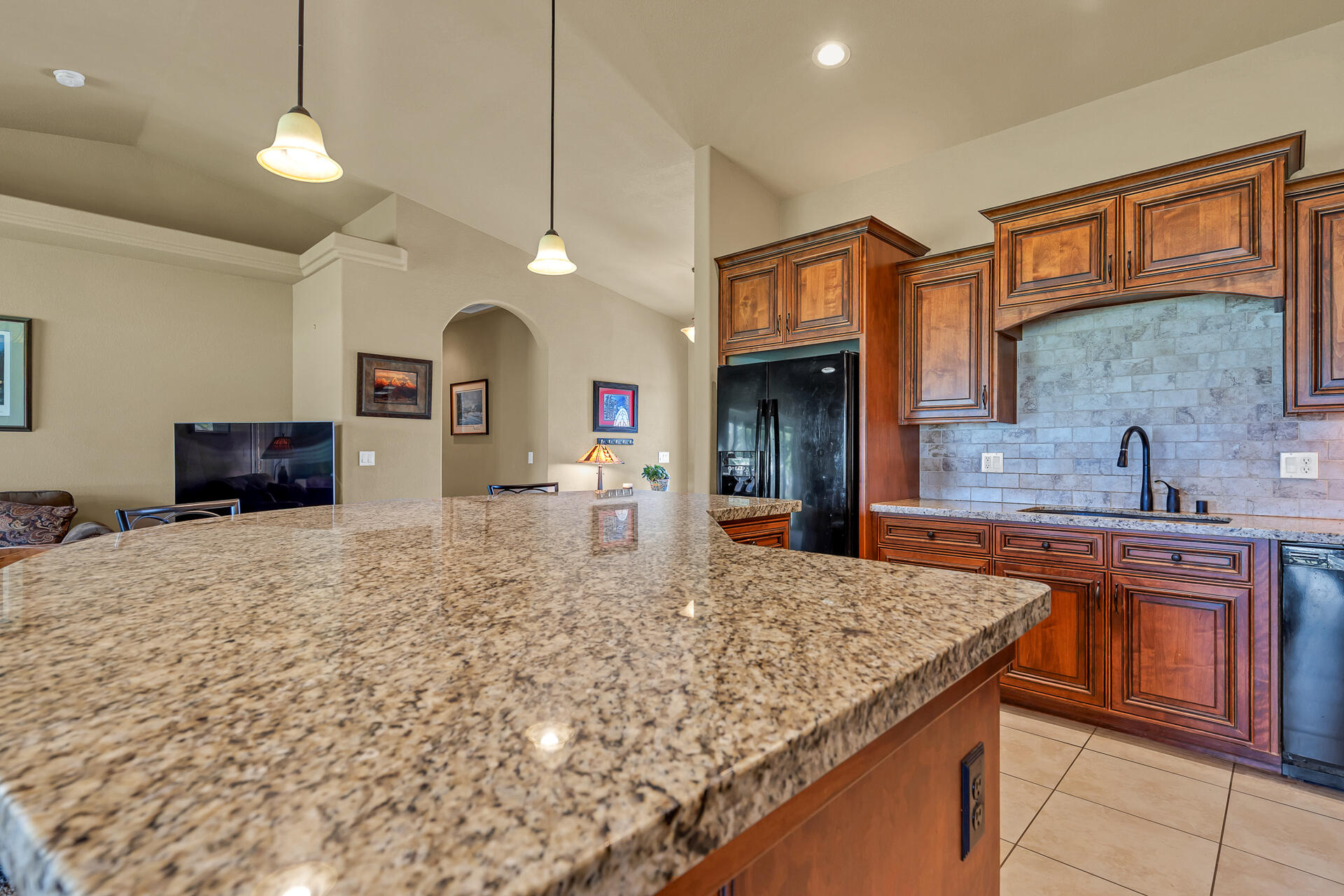 16170 Willow Springs Road Anderson, CA 96007 - Photo 21 of 61 16170WillowSpringsRoad-28