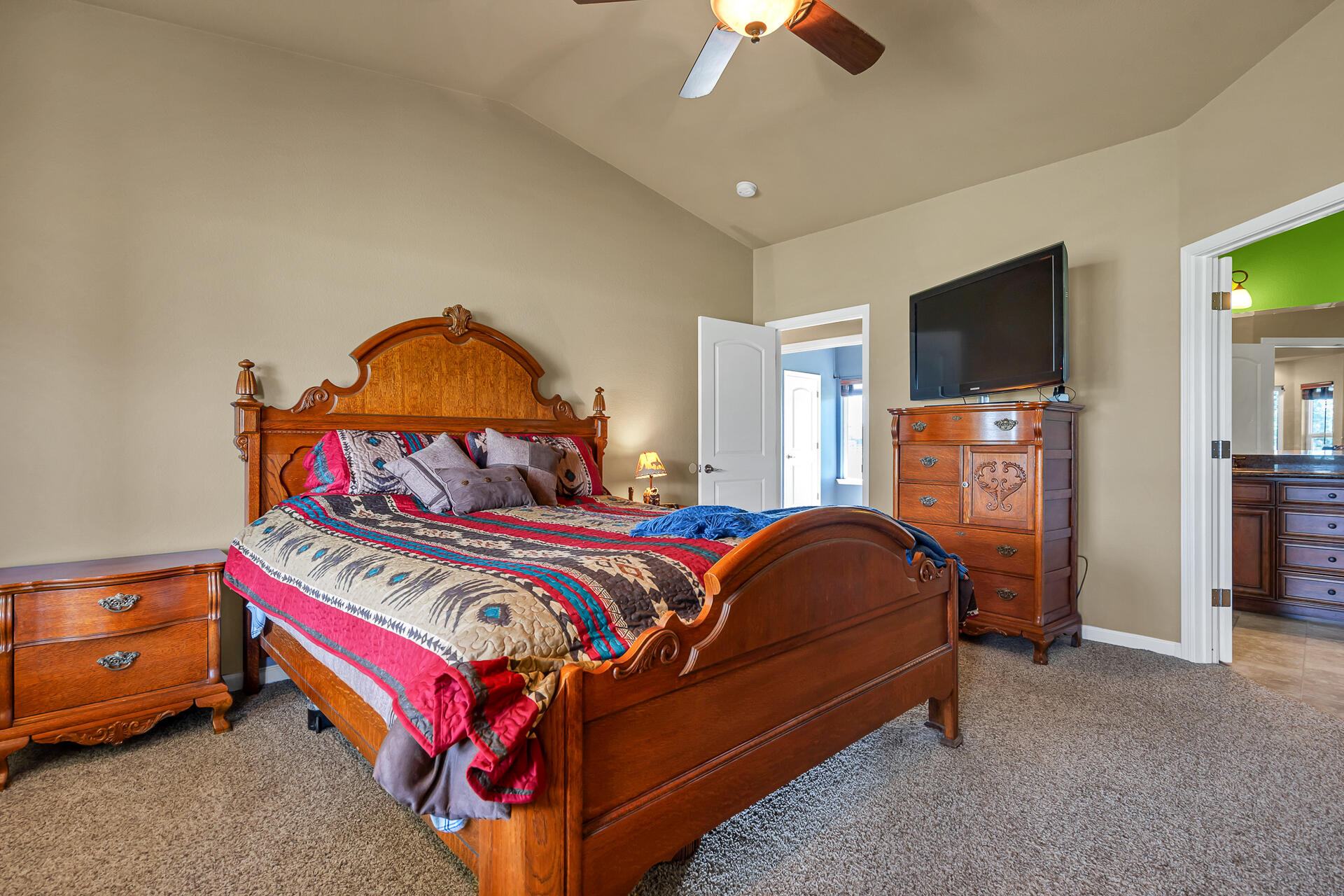 16170 Willow Springs Road Anderson, CA 96007 - Photo 27 of 61 16170WillowSpringsRoad-36