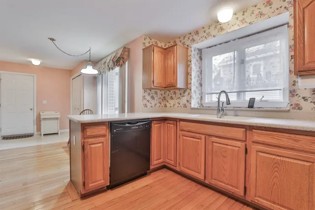 $499,900 | 4 Jared Circle, Unit U21, Nashua, NH 03063