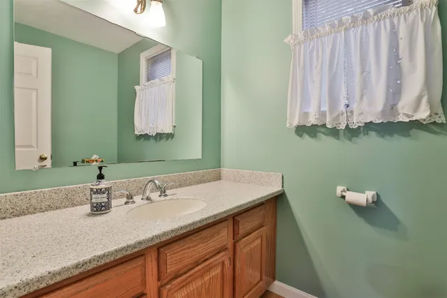 $499,900 | 4 Jared Circle, Unit U21, Nashua, NH 03063