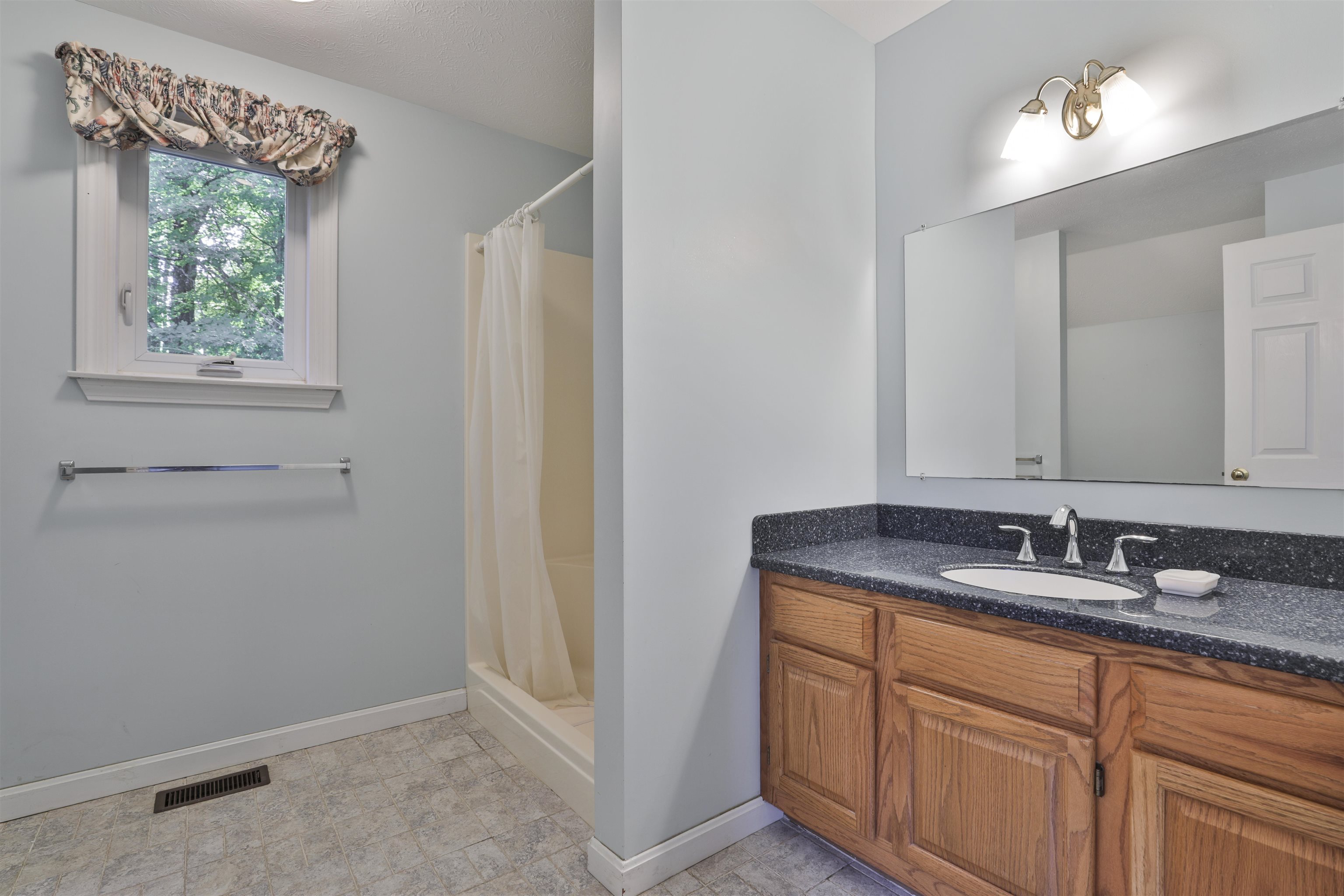 4 Jared Circle, Unit U21 Nashua, NH 03063 - Photo 32 of 38