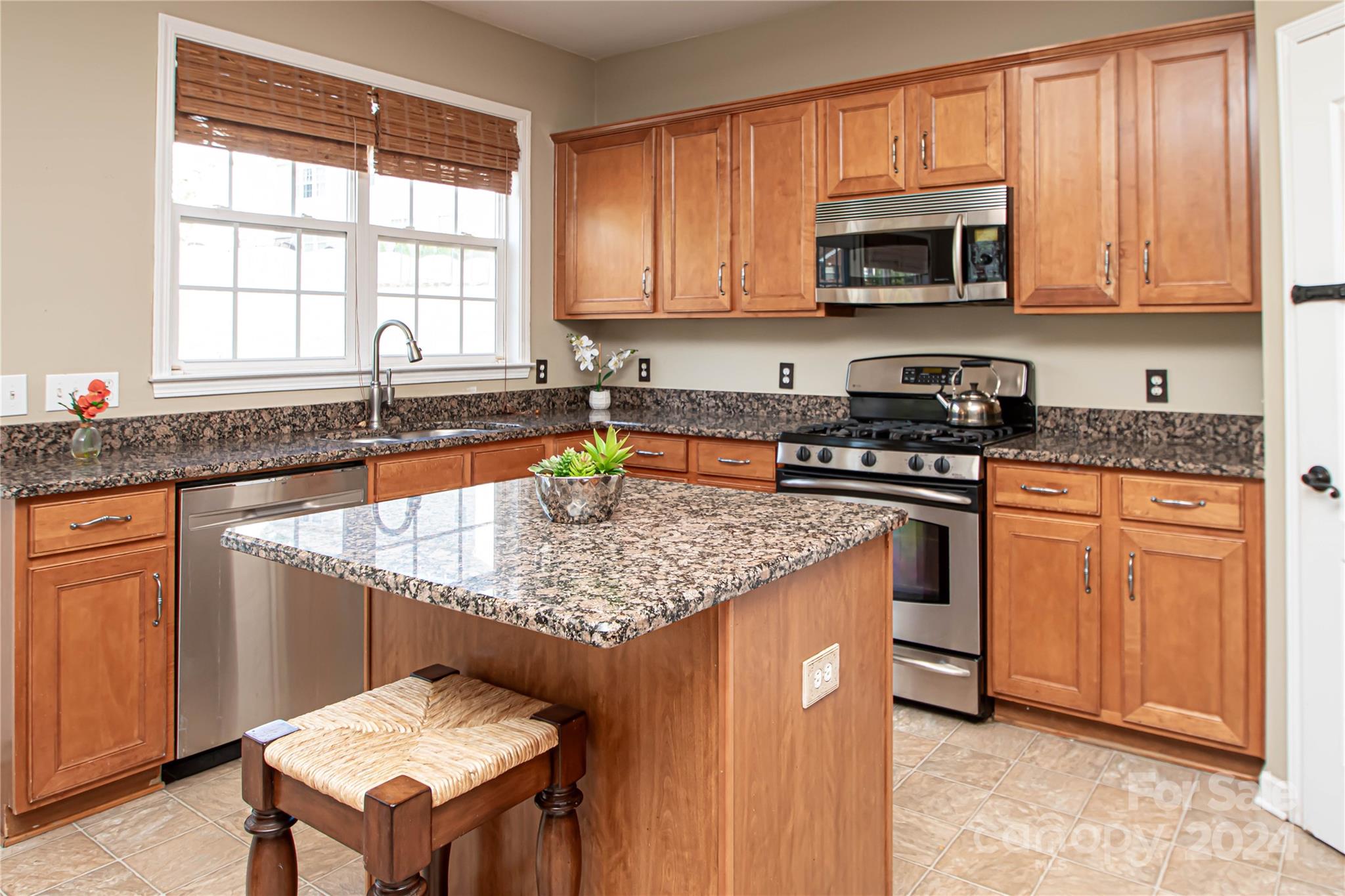 2713 Keziah Road Matthews, NC 28105 - Photo 15 of 47 Gallery Image 15