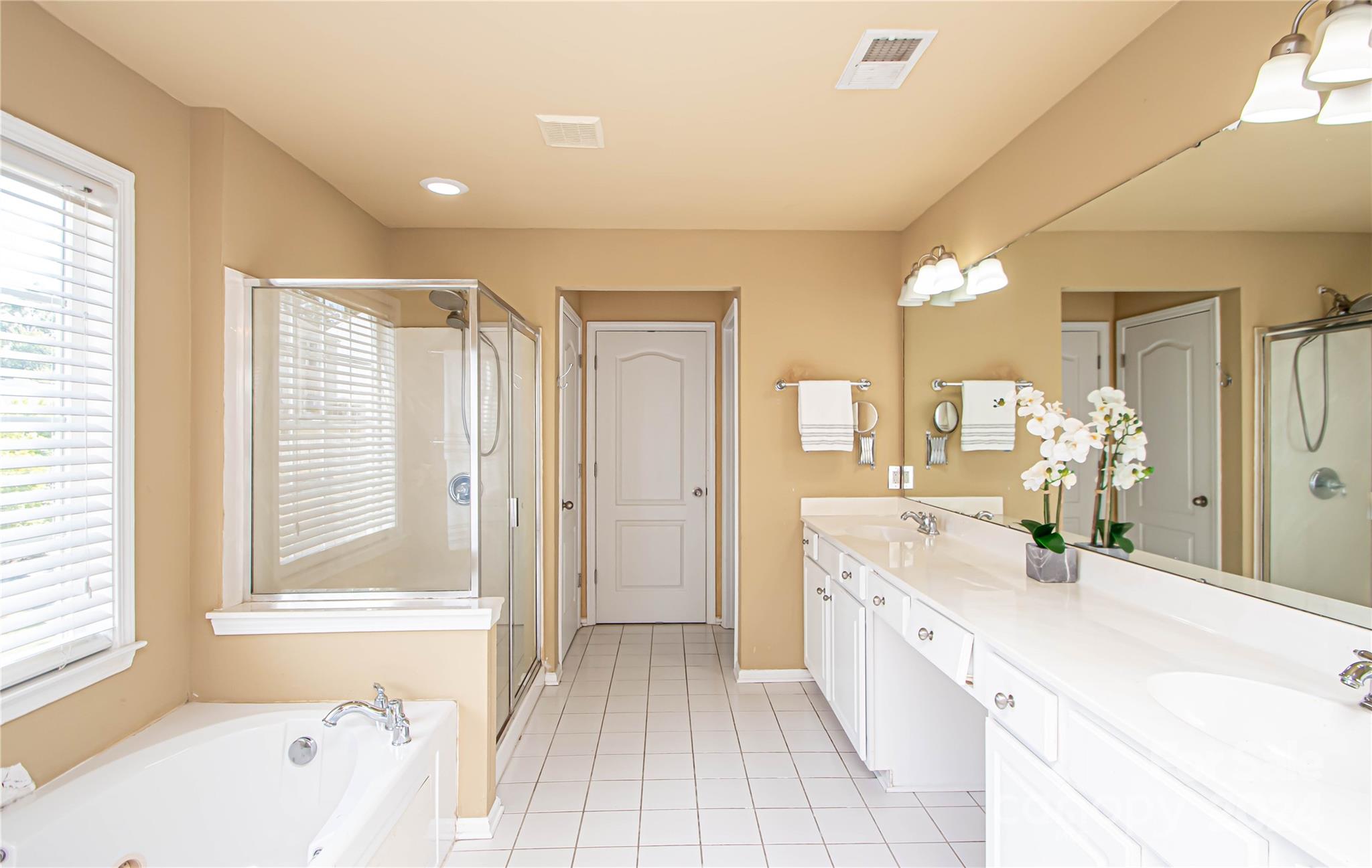 2713 Keziah Road Matthews, NC 28105 - Photo 29 of 47 Gallery Image 29
