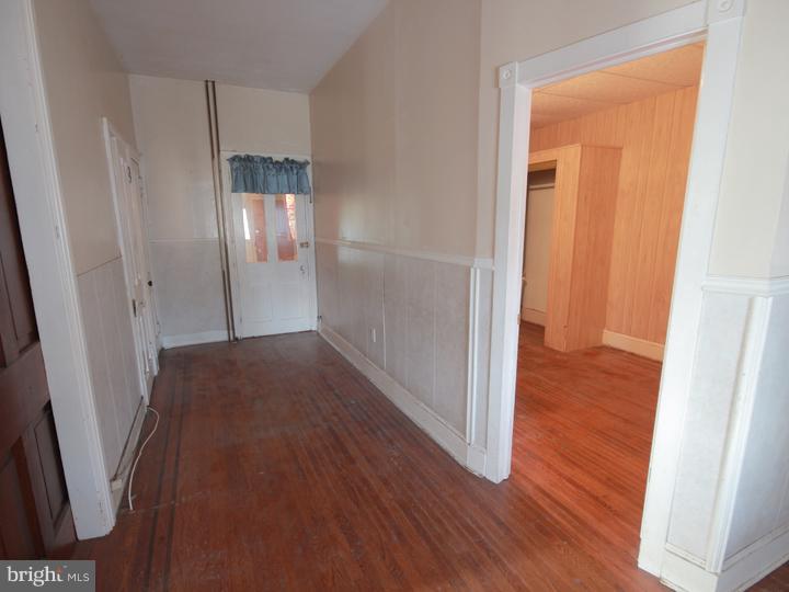 758 Woodlane Road Edgewater Park, NJ 08010 - Photo 20 of 23 Gallery Image 20