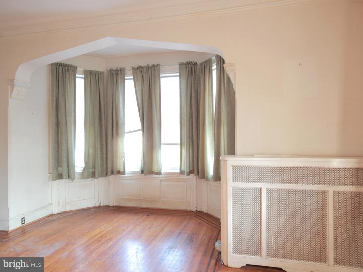 758 Woodlane Road Edgewater Park, NJ 08010 - Photo 5 of 23 Gallery Image 5
