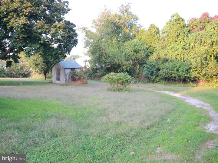 758 Woodlane Road Edgewater Park, NJ 08010 - Photo 9 of 23 Gallery Image 9