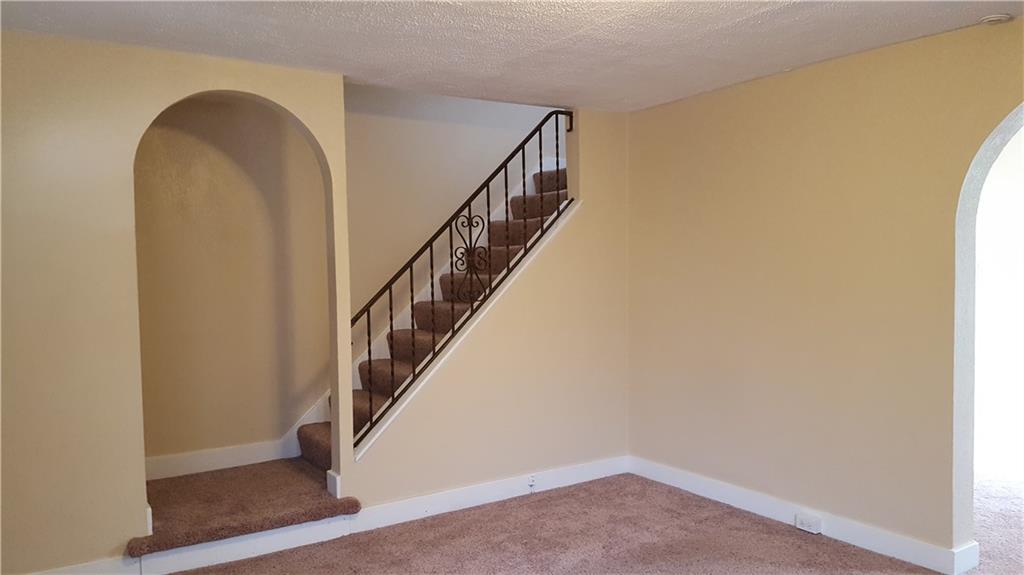 2532 Middletown Road Pittsburgh, PA 15205 - Photo 3 of 25 Gallery Image 3