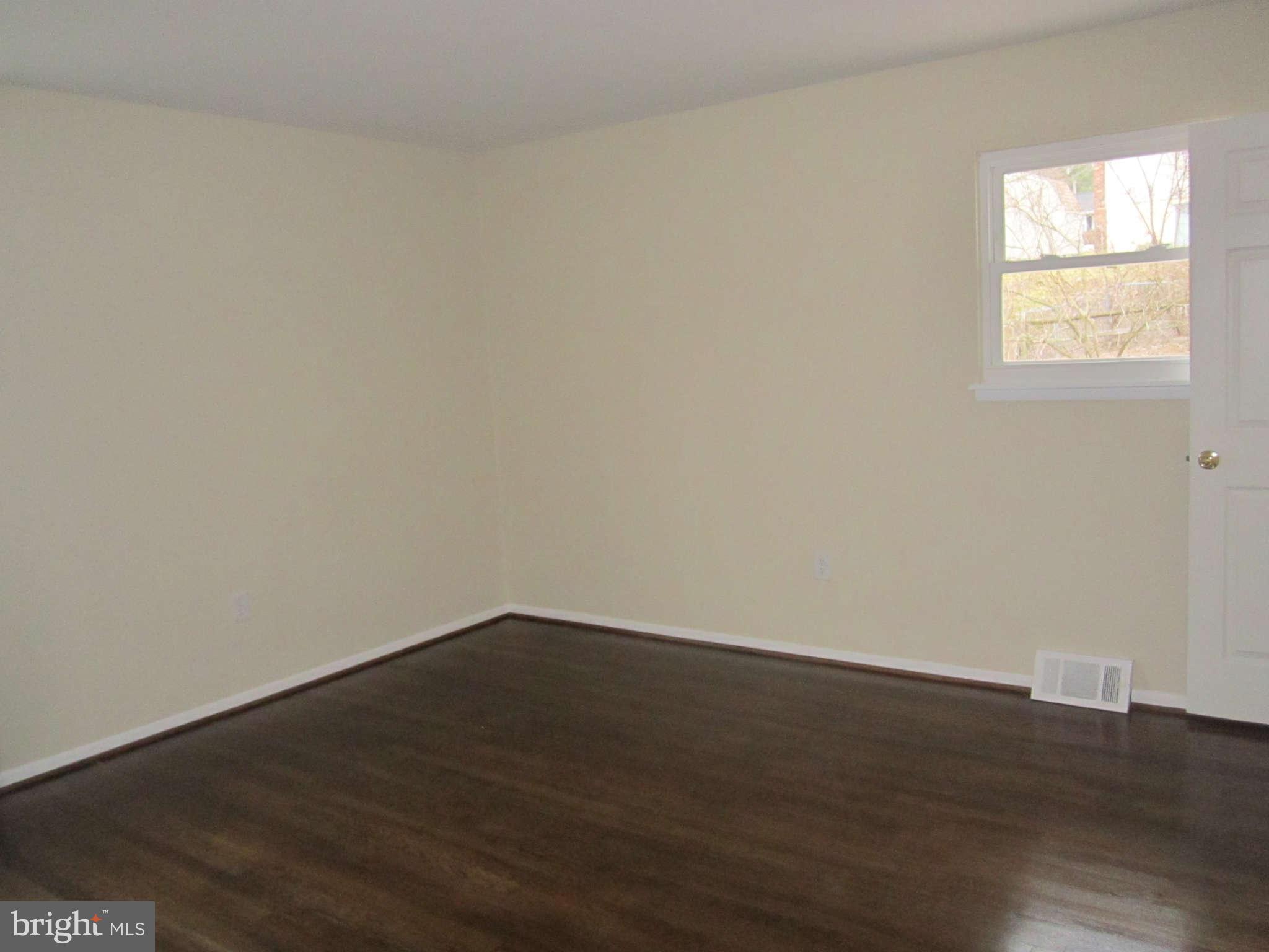 1014 Kingsbury Road Reisterstown, MD 21136 - Photo 11 of 30 Bedroom (Master)