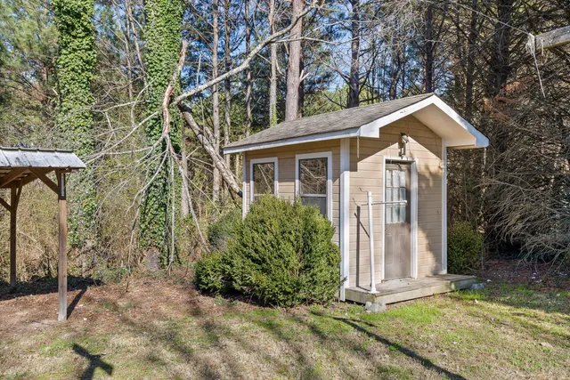 $450,000 | 191 Haleys Cove Drive, Chickamauga, GA 30707