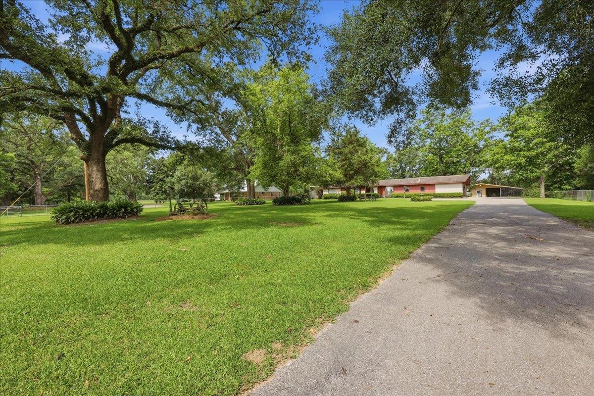 3407 Old Kountze Road Silsbee, TX 77656 - Photo 5 of 49