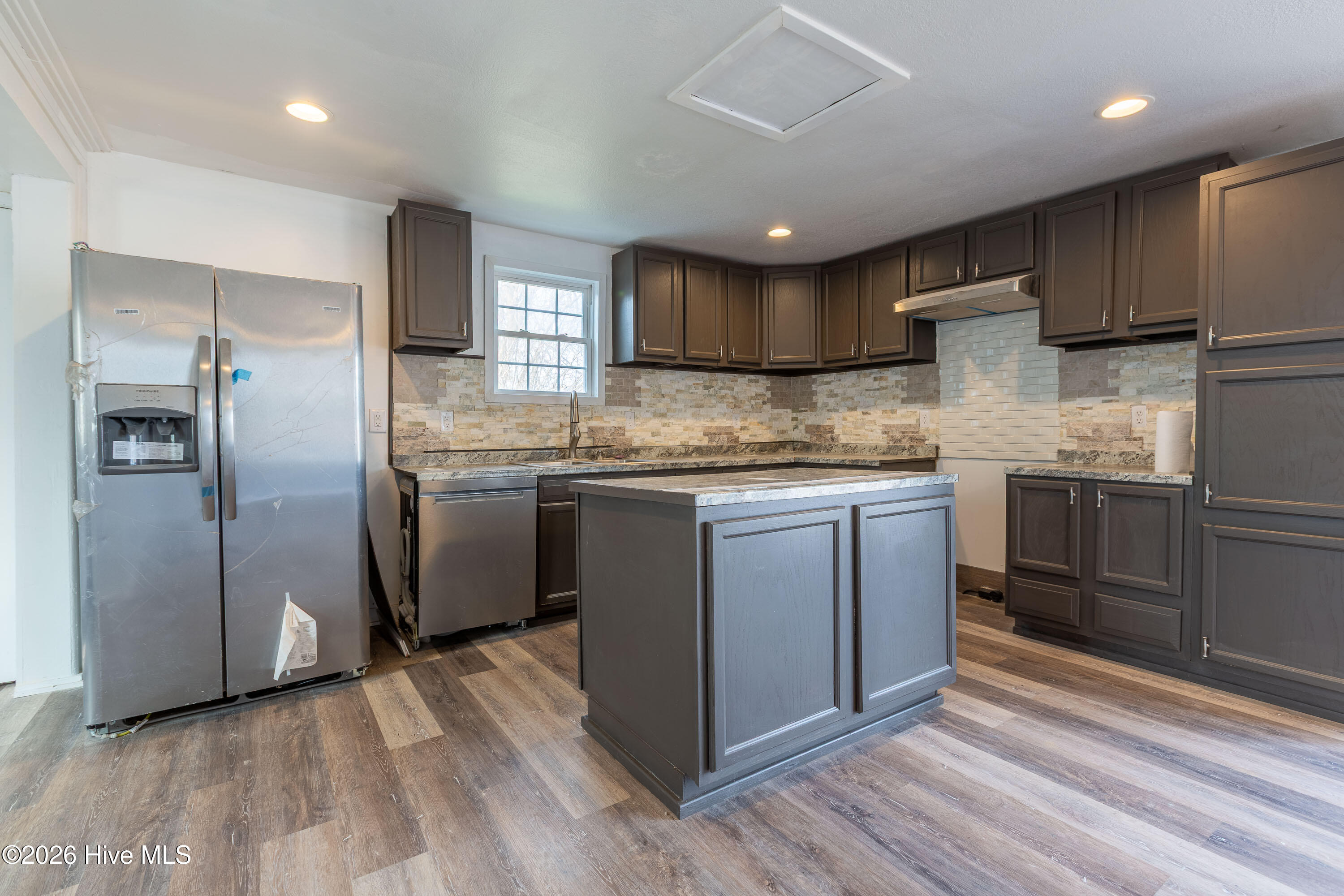 311 Main Street Winfall, NC 27944 - Photo 13 of 34 _MG_1707-HDR