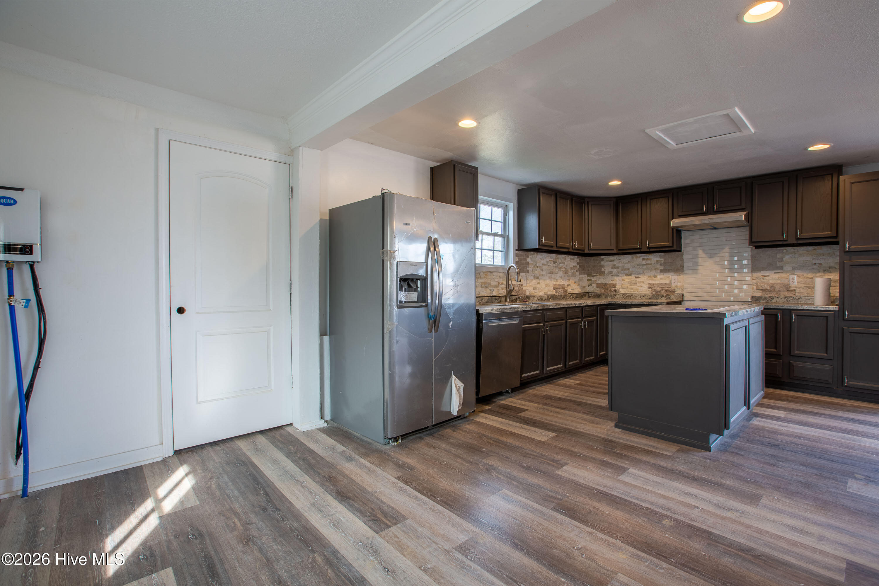 311 Main Street Winfall, NC 27944 - Photo 9 of 34 _MG_1662-HDR