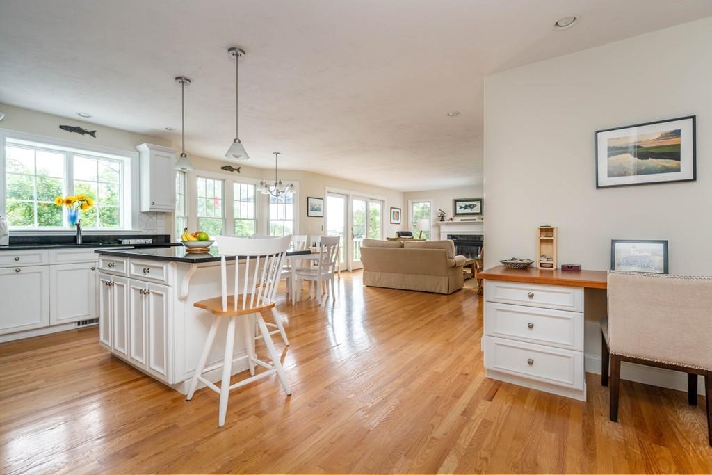 123 George Ryder Road South Chatham, MA 02633 - Photo 4 of 31 Gallery Image 4