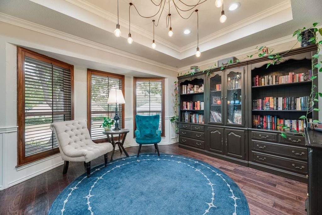 2908 Roaring Springs Road Grapevine, TX 76051 - Photo 9 of 34