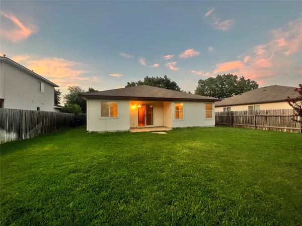 $1,795 | 6901 Broad Brook Drive, Austin, TX 78747
