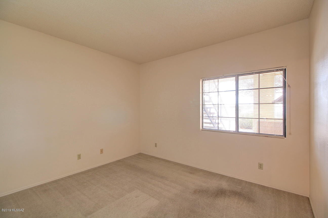 1200 East River Road, Unit K136 Tucson, AZ 85718 - Photo 17 of 28