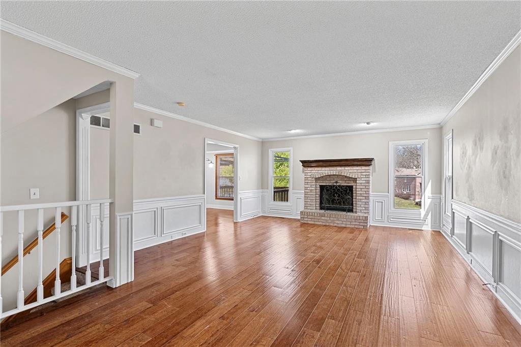 2402 Southwest Springcreek Court Blue Springs, MO 64015 - Photo 11 of 50