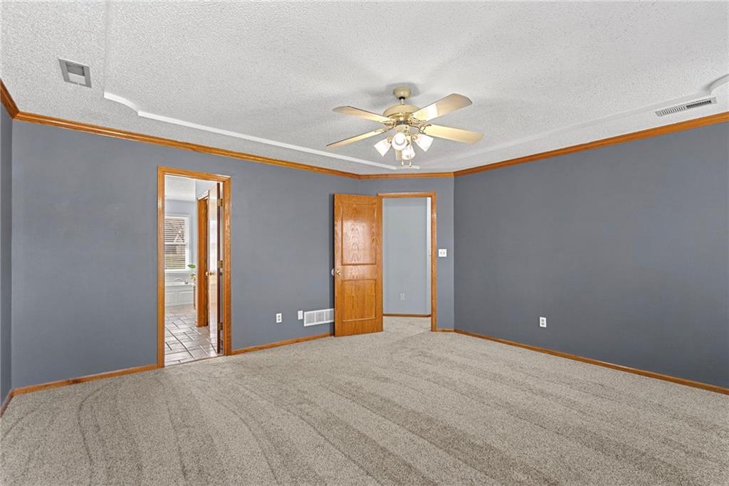 2402 Southwest Springcreek Court Blue Springs, MO 64015 - Photo 21 of 50