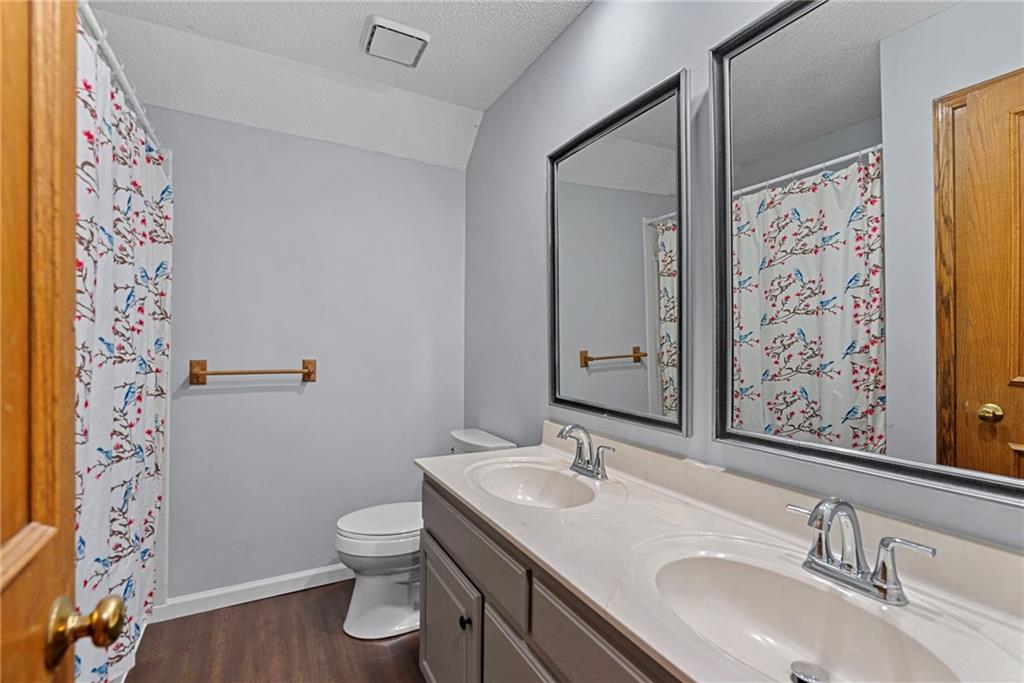 2402 Southwest Springcreek Court Blue Springs, MO 64015 - Photo 28 of 50