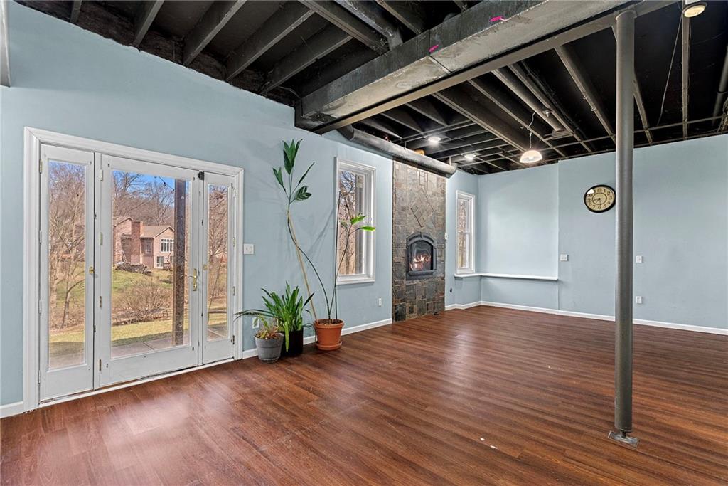 2402 Southwest Springcreek Court Blue Springs, MO 64015 - Photo 36 of 50