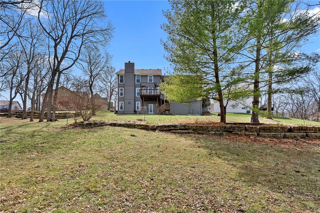 2402 Southwest Springcreek Court Blue Springs, MO 64015 - Photo 4 of 50