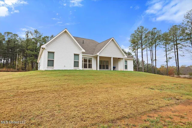 $350,000 | 119 Ashwood Lane, Mendenhall, MS 39114