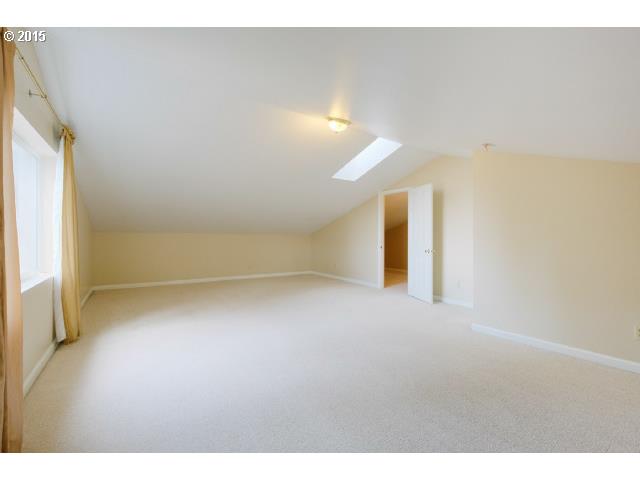 8895 Northeast Ridgecrest Court Otis, OR 97368 - Photo 11 of 16 Gallery Image 11