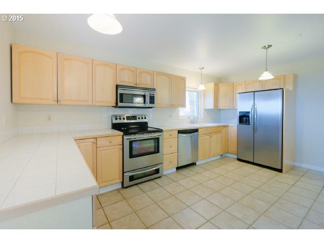 8895 Northeast Ridgecrest Court Otis, OR 97368 - Photo 8 of 16 Gallery Image 8