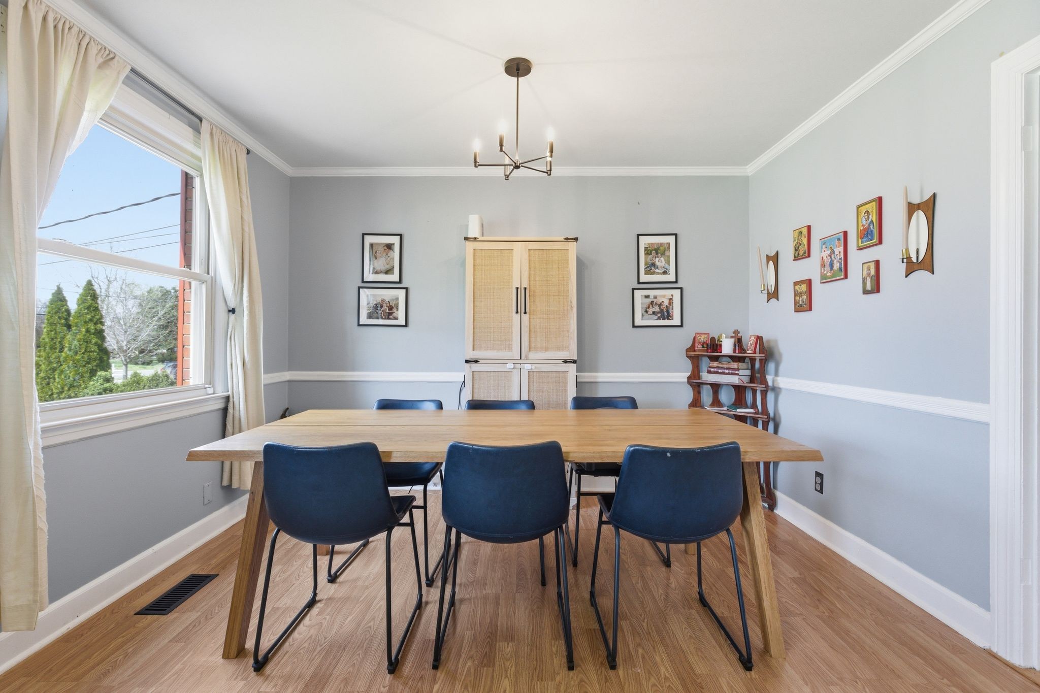 3938 East Ridge Drive Nashville, TN 37211 - Photo 11 of 32 a view of a dining room with furniture window and wooden floor