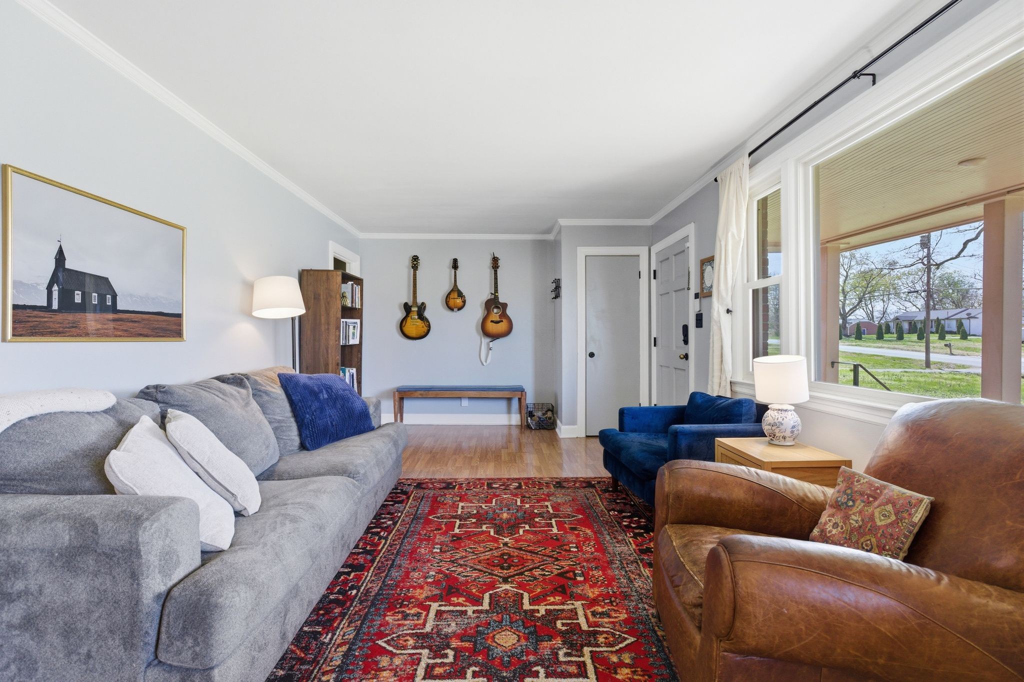 3938 East Ridge Drive Nashville, TN 37211 - Photo 10 of 32 a living room with furniture and a rug