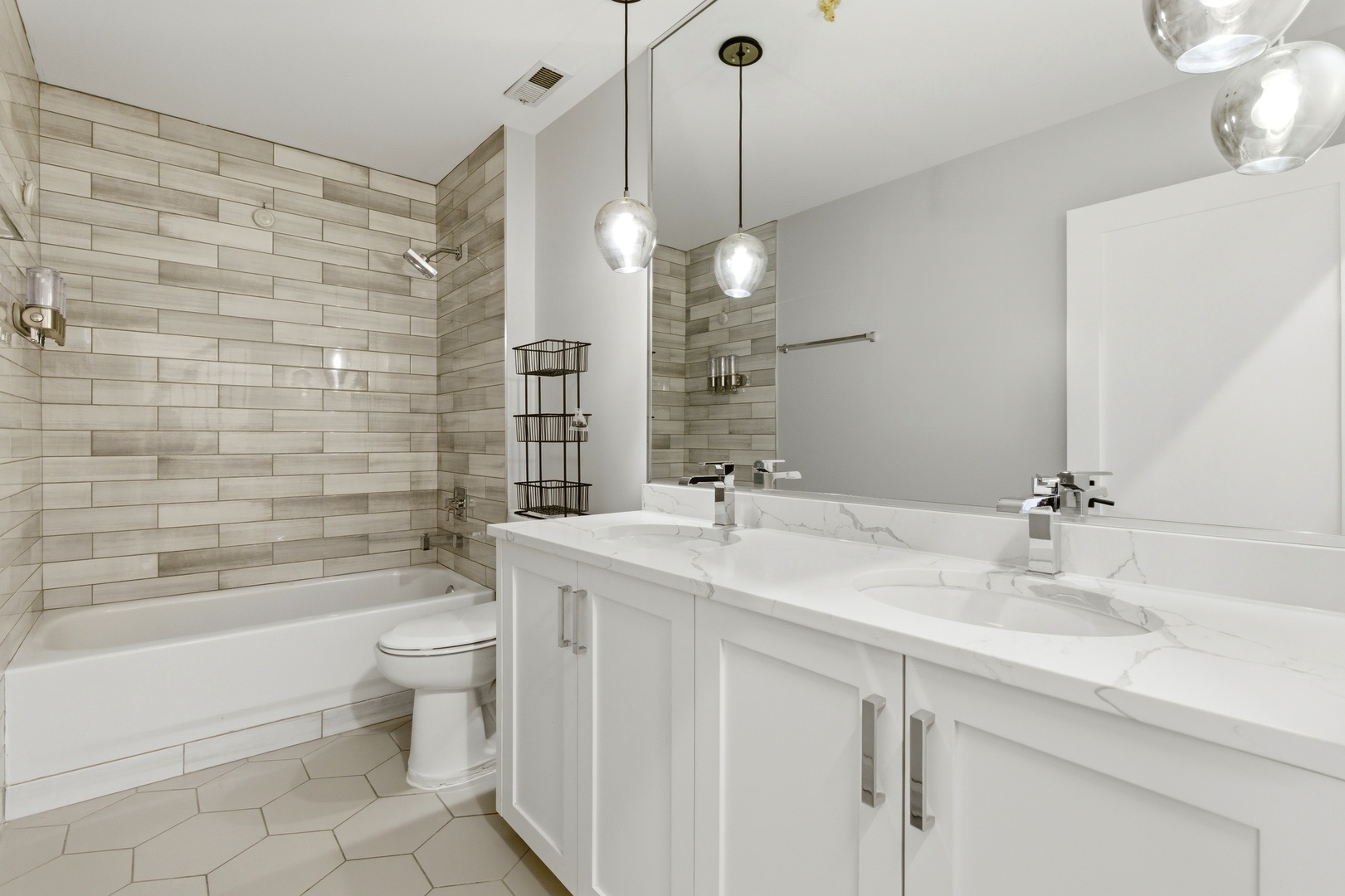1500 West Monroe Street, Unit 727 Chicago, IL 60607 - Photo 23 of 36