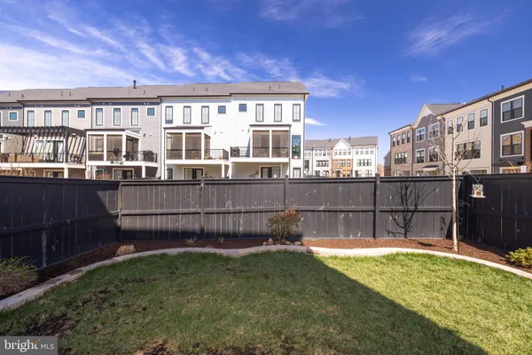 $839,950 | 620 Angelfish Way, Woodbridge, VA 22191