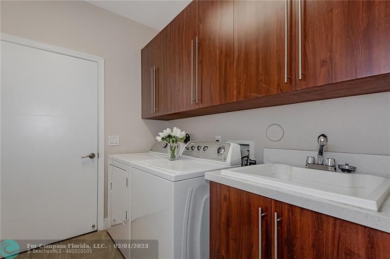 Weston Hills Weston, FL 33327 - Photo 14 of 34