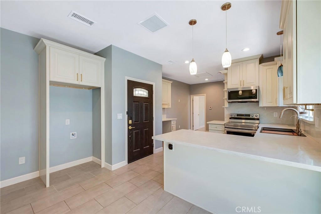 129 East Rancho Road Corona, CA 92879 - Photo 30 of 42