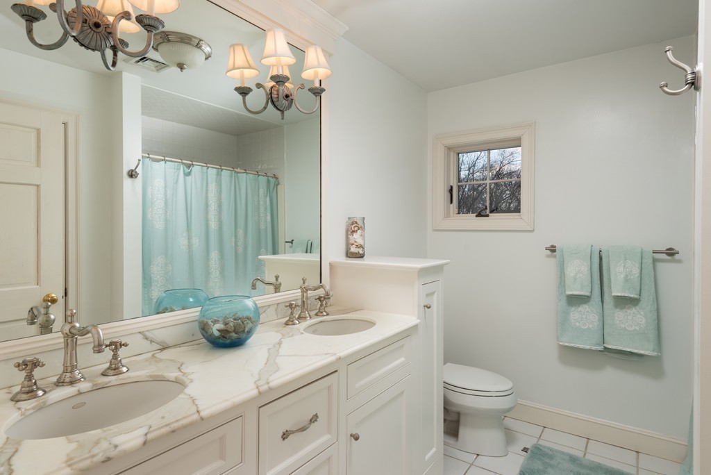 12 Kress Farm Road Hingham, MA 02043 - Photo 19 of 21 Gallery Image 19